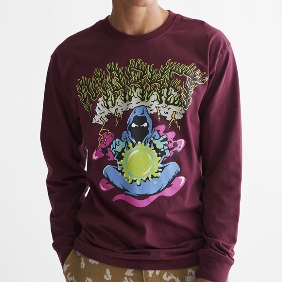 Market T-shirt Long Sleeves The Alchemist Medium New With Tags Urban Outfitters - Picture 1 of 12